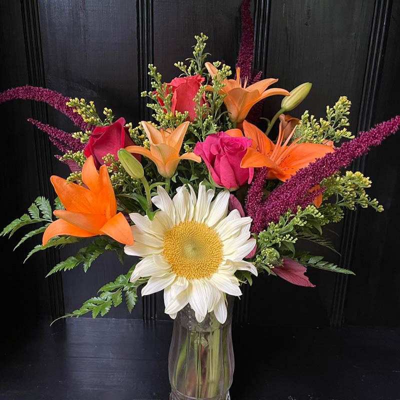 pink and orange bouquet for home 